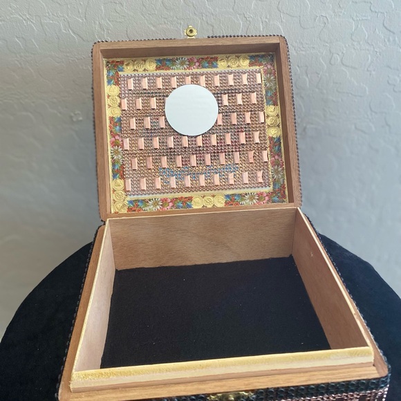 Rose Gold and Black Dress Box Purse with Black Handle, Mirror Inside - Picture 6 of 15